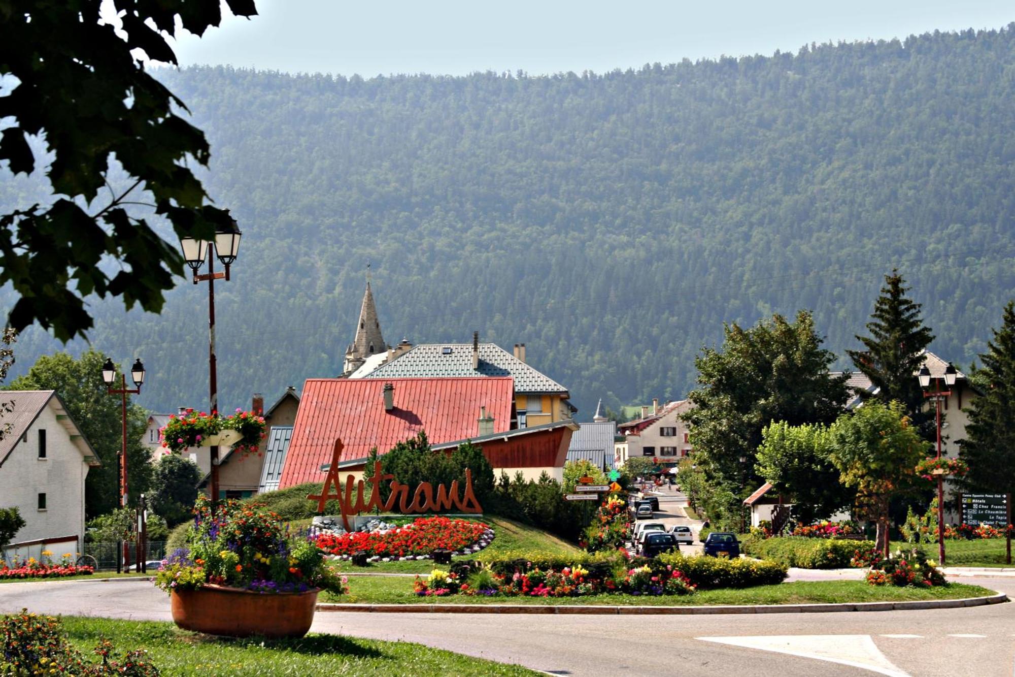 Logis Le Vernay Autrans-Meaudre-en-Vercors Exteriör bild